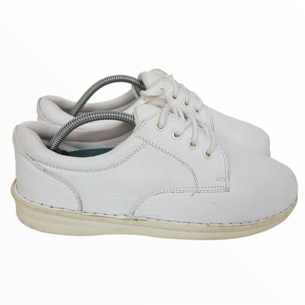BORN WERKS White Leather Sport Shoe Women's Size 10